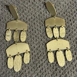 Kendra Scott gold chandelier earrings. Great condition!